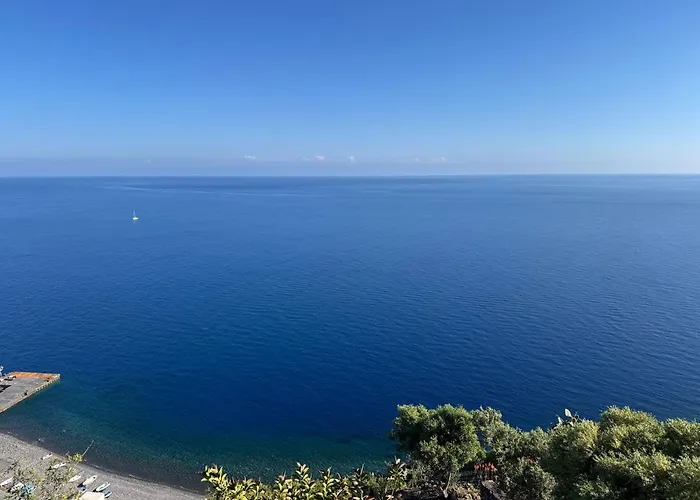 Villa Vista Mare A Filicudi