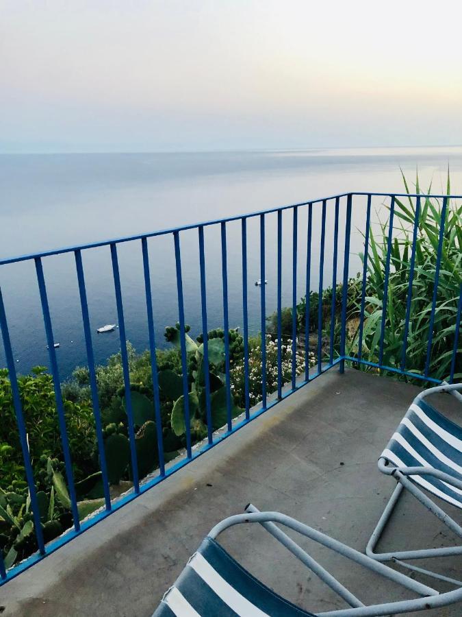 Vista Mare A Filicudi Pecorini
